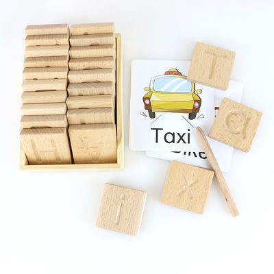 26 Alphabet-Buchstabe-Kinderhölzerne Spielwaren pädagogisch für Kinderstudenten