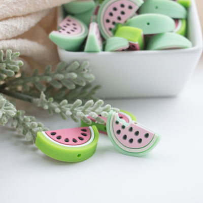 Qualität  Red Watermelon Shaped Silicone Beads Soft For Baby Teething usine