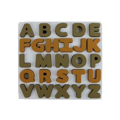 Nahrungsmittelgrad-Kindersilikon-Puzzlespiel mit Buchstabe-Alphabet-Form