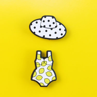 Kundenspezifische Zahnensilikon-Perlen mit Sommer-Sonnenbrille-Bikini-Badeanzug-Form