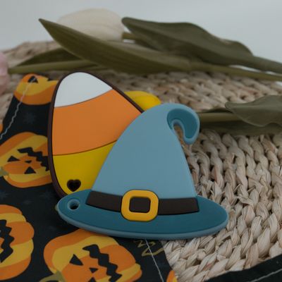 Buntes Halloween-Silikon Beißring mit Hexen-Hut-Süßigkeits-Mais-Form