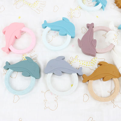 Form Karikatur-Silikon-Baby Beißring Toy With Penguin Unicorn Raccoon
