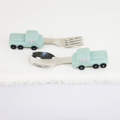 Kleinkind-Edelstahl-Baby-Löffel mit Auto-Form-Silikon-Griff