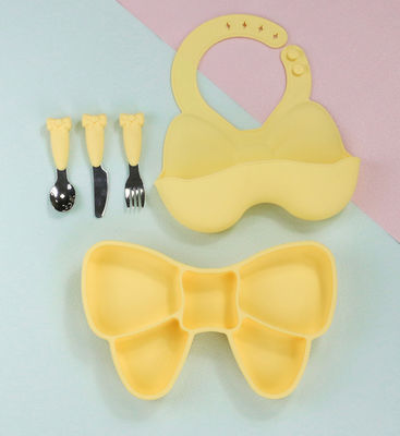 Bow Knot Baby-Fütterungs-Saugnapfteller, niedliches Lätzchen und Cartoon-Löffel-Gabel-Geschirr-Sets