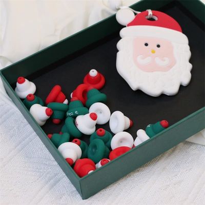 Großhandel 100% sicher BPA-frei Silikonperlen mit 3D-Weihnachtshut-Fokalen - ungiftig