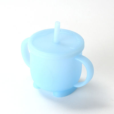 Silikonbecher für Babys für einfache und komfortable Fütterung