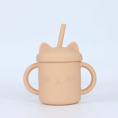 155g Silikon Trinkbecher mit gedruckter Sippy Cup mit Stroh