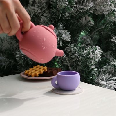 Neueste Kinder-Spielzeug BPA-frei Lebensmittel-Grade 17pcs Set Silikon Tasse Löffel Küste Dessert Teekanne Spielzeug-Kit