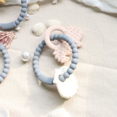 Lebensmittelqualität Silikon Baby-Zähne mit nicht-toxischem Design und leicht zu greifen Griff BPA-freie Silikon-Zähneringe