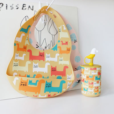 Schützen Sie Ihre Babykleidung Silikon Baby Bib Fleckenbeständig Tier Druckmuster Silikon Bib