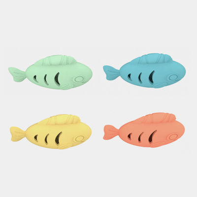 Großhandel farbenfrohe BPA-freie Lebensmittelqualität Silikon für Haustiere Hundetraining Fischform Spielzeug Snack Langsam Leck Silikon-Fütterung Fisch Spielzeug